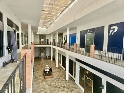 VENTA PLAZA COMERCIAL OPERANDO (EC) — imagen 10 de 10