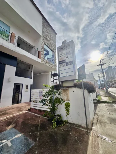 VENTA PLAZA COMERCIAL OPERANDO (EC) — imagen 6 de 10