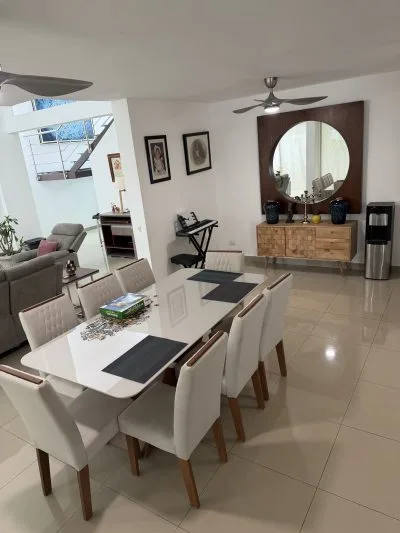 VENTA CASA MODERNA COSTA SUR (CP) — imagen 6 de 10