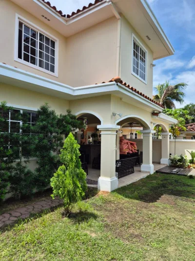 VENTA CASA AMOBLADO COSTA SUR NEGOCIABLE (CP) — imagen 1 de 10