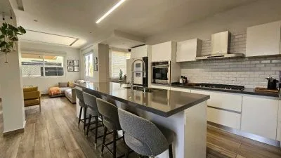 VENTA CASA MODERNA EN COSTA SUR (CP) — imagen 8 de 10