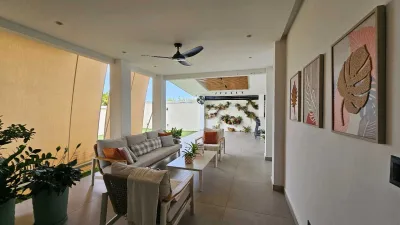 VENTA CASA MODERNA REMODELADA EN COSTA SUR (CP) — imagen 2 de 10