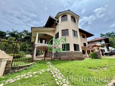 VENTA CASA ALBROOK CON PISCINA PRIVADA  (EC) — imagen 2 de 10