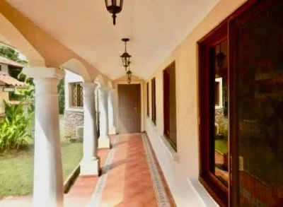 VENTA CASA ALBROOK CON PISCINA PRIVADA  (EC) — imagen 5 de 10