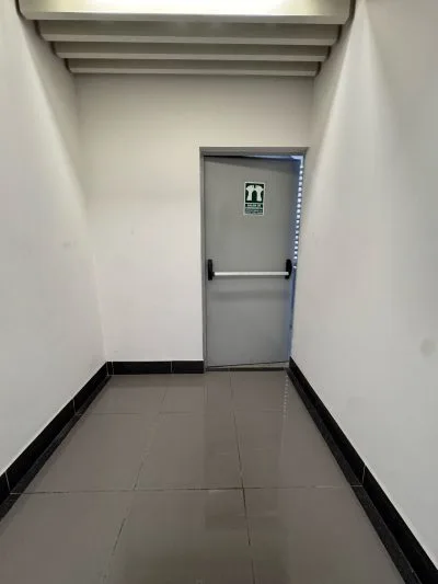 ALQUILER OFICINA VIA TRANSISMICA OPORTUNIDAD (EC) — imagen 9 de 10