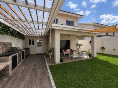 VENTA CASA RESERVA DE VERSALLES (DV) — imagen 2 de 10