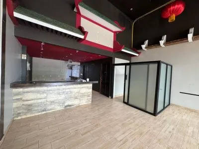 ALQUILER LOCAL COMERCIAL OBARRIO BIEN UBICADO (EC)