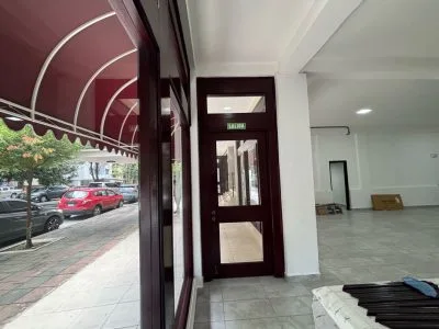 ALQUILER LOCAL COMERCIAL EL CANGREJO (DV) — imagen 3 de 8