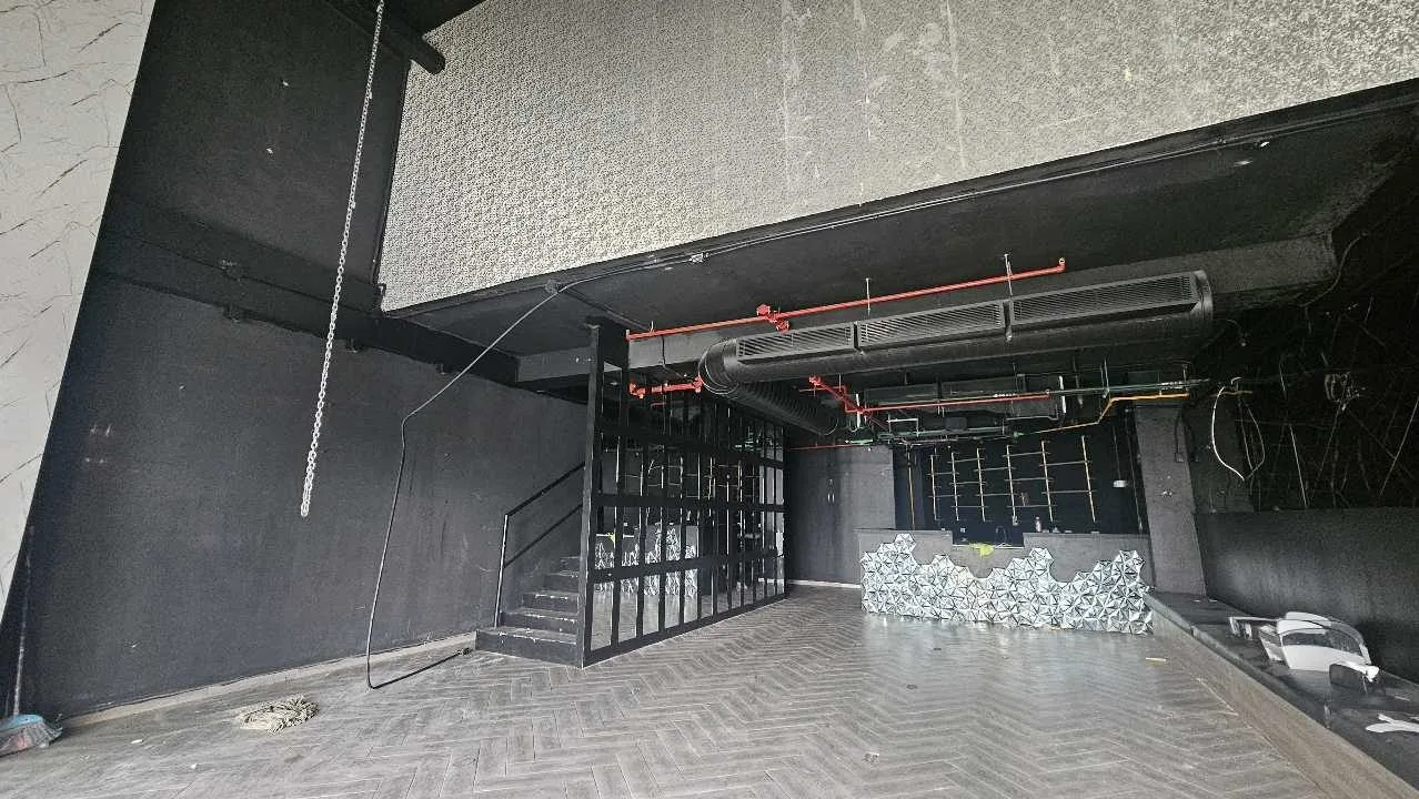 ALQUILER LOCAL COMERCIAL SAN FRANCISCO (MR) — imagen 1 de 10