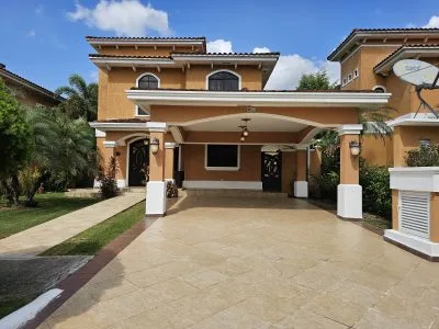 VENTA CASA CLAYTON VILLAGE (DV) — imagen 4 de 10