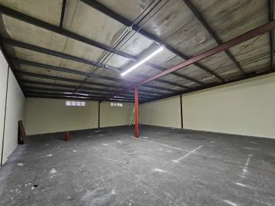 ALQUILER GALERA LLANO BONITO (MR) — imagen 4 de 8