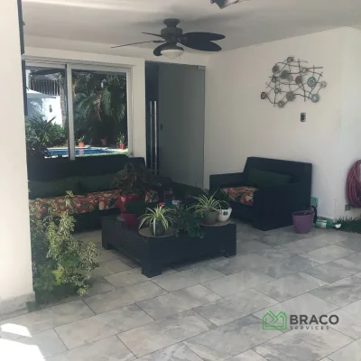 VENTA CASA CON PISCINA Y TERRAZA  OBARRIO (CP) — imagen 2 de 7