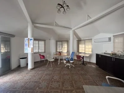 EN VENTA EDIFICIO DE OFICINAS CON GAZEBO EN LA BOCA, ANCON (CP)