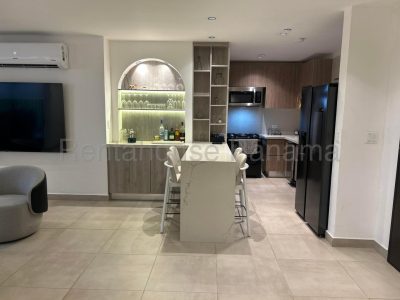 Espectacular casa full remodelada en Costa Linda — imagen 5 de 10