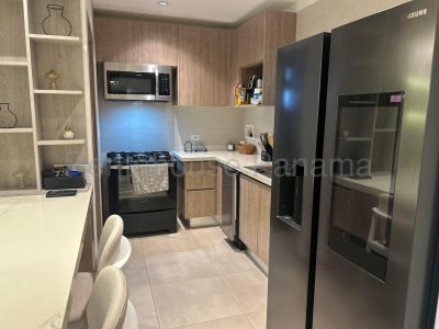 Espectacular casa full remodelada en Costa Linda — imagen 8 de 10