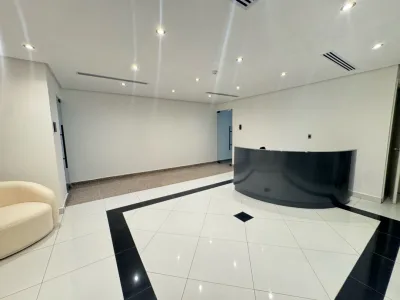 ALQUILER OFICINA  CALLE 50 (DV) — imagen 5 de 10