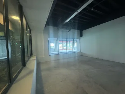 ALQUILER OFICINA OBARRIO (DV) — imagen 4 de 8
