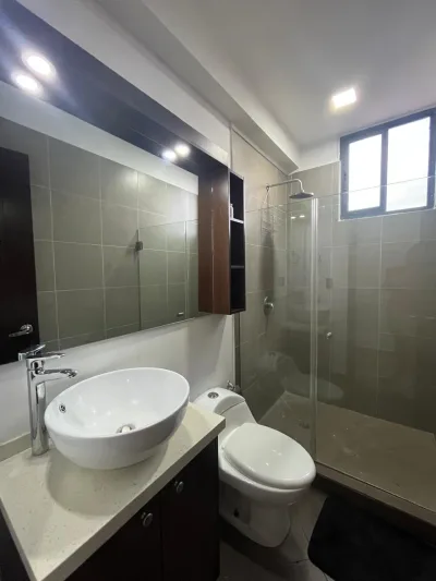 ALQUILER APARTAMENTO AMOBLADO CERCA DE LA12 DE OCTUBRE (CP) — imagen 6 de 10