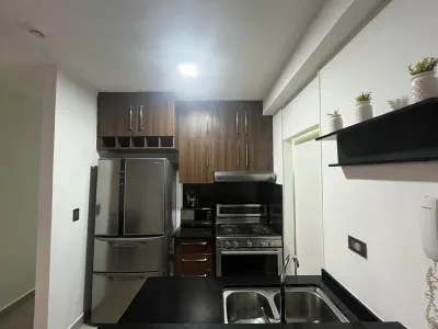 ALQUILER APARTAMENTO AMOBLADO CERCA DE LA12 DE OCTUBRE (CP) — imagen 4 de 10