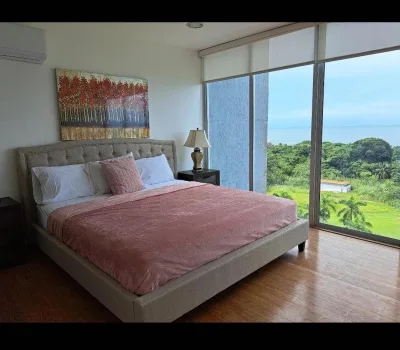 VENTA APARTAMENTO COLÓN CON VISTA AL MAR(EC) — imagen 2 de 10