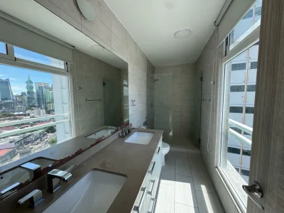 ALQUILER APARTAMENTO THE TOWERS SAN FRANCISCO LB (EC) — imagen 7 de 10