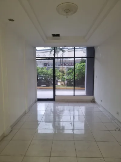 Se alquila local comercial en Paitilla. — imagen 7 de 8