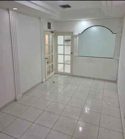 Se alquila local comercial en Paitilla. — imagen 2 de 8