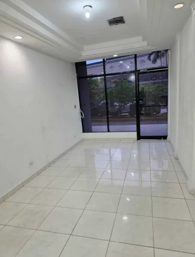 Se alquila local comercial en Paitilla. — imagen 3 de 8