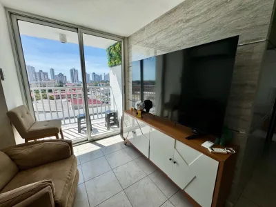 VENTA APARTAMENTO VÍA ESPAÑA PARQUE LEFEVRE LB (EC) — imagen 4 de 10