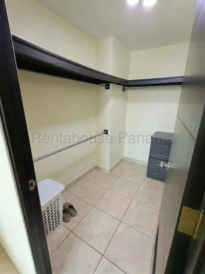 Alquiler de Apartamento en El Cangrejo Ph Kubic KF — imagen 9 de 10