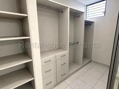 Alquiler de Apartamento en Coco del Mar Ph St Angelo KF — imagen 8 de 10