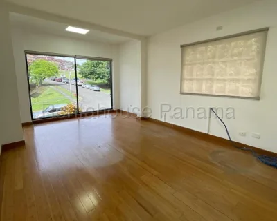 Alquiler de Casa Comercial en Clayton Ph KF — imagen 4 de 10