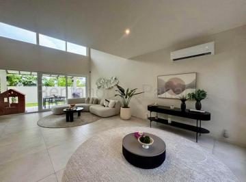 Excelente Oportunidad en Santa María. Casa Al Mejor Precio del Residencial, Ya Equipada — imagen 3 de 5