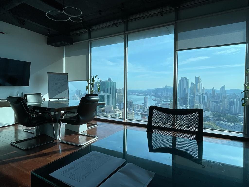 Alquiler Oficina Amoblada Punta Pacifica — imagen 1 de 5